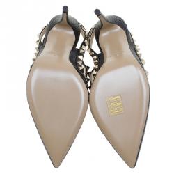 Pre Owned Valentino Black Leather Rockstud Sandals Size 37