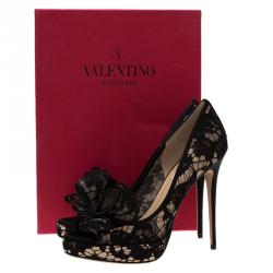 Pre Owned Valentino Black Floral Couture Bow Lace Peep Toe Platform Pumps Size 38
