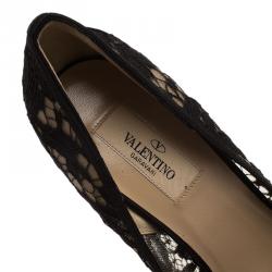 Pre Owned Valentino Black Floral Couture Bow Lace Peep Toe Platform Pumps Size 39.5