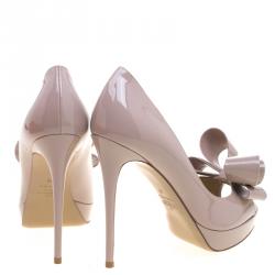 Pre Owned Valentino Beige Patent Leather Couture Bow Peep Toe Platform Pumps Size 38