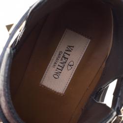 Pre Owned Valentino Black Leather Rockstud Pointed Toe Ankle Boots Size 38.5