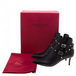Pre Owned Valentino Black Leather Rockstud Pointed Toe Ankle Boots Size 38.5
