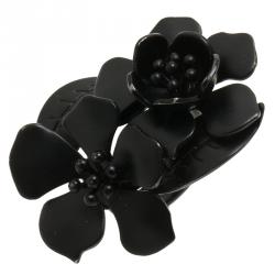 Pre Owned Valentino Black Flowers Ring Size 52
