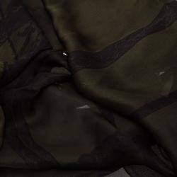 مملوكة مسبقًا Valentino Dark Green Black Printed Silk Scarf