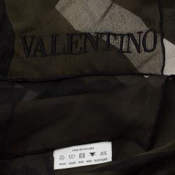 مملوكة مسبقًا Valentino Dark Green Black Printed Silk Scarf