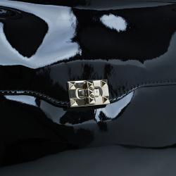 مملوكة مسبقًا Valentino Black Patent Leather RockStud Frame Top Handle Tote