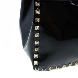 مملوكة مسبقًا Valentino Black Patent Leather RockStud Frame Top Handle Tote
