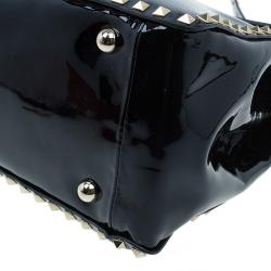 مملوكة مسبقًا Valentino Black Patent Leather RockStud Frame Top Handle Tote