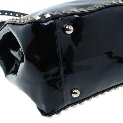 �مملوكة مسبقًا Valentino Black Patent Leather RockStud Frame Top Handle Tote