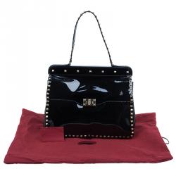 مملوكة مسبقًا Valentino Black Patent Leather RockStud Frame Top Handle Tote