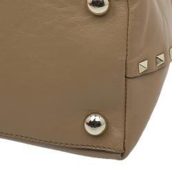Pre Owned Valentino Beige Leather Rockstud Dome Double Handle Bag