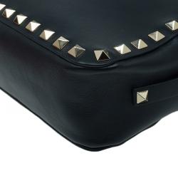 Pre Owned حقيبة كتف فالنتينو كاميرا روكستاد جلد أسود