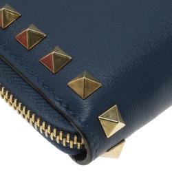 Pre Owned Valentino Blue Leather Medium Rockstud Zip Around Wallet
