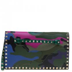 Pre Owned Valentino Multicolor Leather Camouflage Rockstud Wristlet Clutch