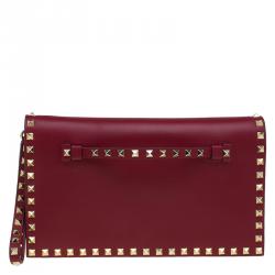 Pre Owned Valentino Burgundy Leather Rockstud Wristlet Clutch