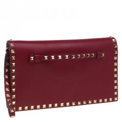 Pre Owned Valentino Burgundy Leather Rockstud Wristlet Clutch