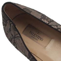 مملوكة مسبقًا Valentino Grey Lace Smoking Slippers Size 39.5