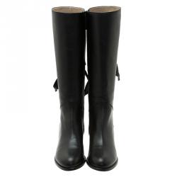 Pre Owned حذاء بوت فالنتينو أسكوت جلد أسود رباط معقود لمنتصف الساق مقاس 39.5