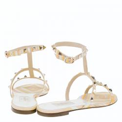 مملوكة مسبقًا صندل فلات فالنتينو 1975 مطبوع مرصع روكستد مقاس 36.5