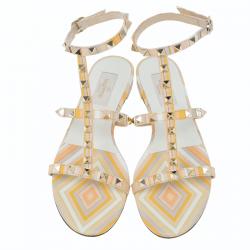 مملوكة مسبقًا صندل فلات فالنتينو 1975 مطبوع مرصع روكستد مقاس 36.5