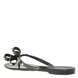 Pre Owned صندل فلات فالنتينو روكستاد جيلي أسود مقاس 39