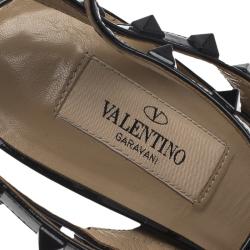 Pre Owned Valentino Black Patent Leather Rockstud Sandals Size 37