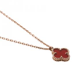 مملوكة مسبقًا Van Cleef & Arpels Sweet Alhambra Clover Red Carnelian Rose Gold Pendant Necklace