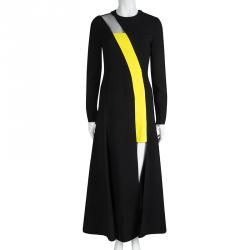 Pre Owned فستان فيرساتشي بكم طويل وحاشية واسعة أسود مزين بشريط أصفر ماكسي M
