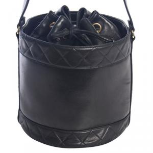 Pre Owned Chanel Black Lambskin CC Vintage Bucket Shoulder Bag
