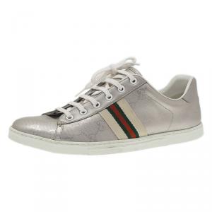مملوكة مسبقًا Gucci Silver Guccissima Leather and Canvas Web Detail Sneakers Size 40.5