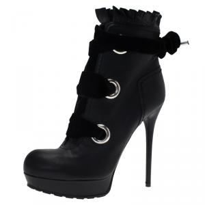 Pre Owned Alexander McQueen Black Leather and Velvet Lace Up Platform Ankle Boots Size 40