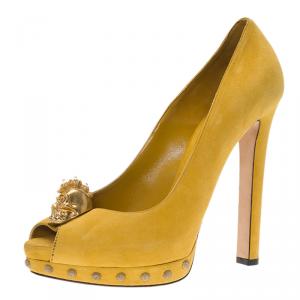 Pre Owned Alexander McQueen Yellow Suede Skull Embellished Peep Toe Platform Pumps Size 39.5