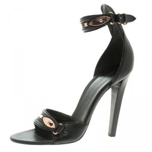 Pre Owned صندل بحزام للكاحل بالنسياغا جلد أسود بأبزيم مقاس 39