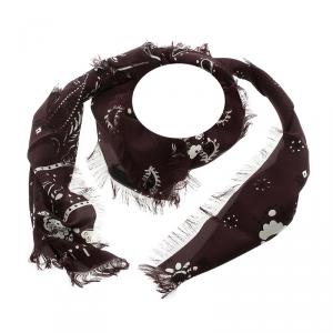 مملوكة مسبقًا Burberry Burgundy Printed Square Silk Scarf