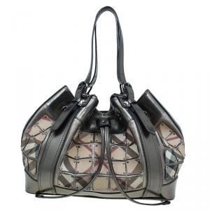 مملوكة مسبقًا Burberry Metallic Silver Nova Check Leather Warrior Armor Hobo