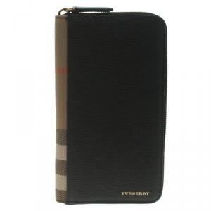 مملوكة مسبقًا محفظة بربري سحاب ملتف جلد حُبيبي كاروهات هاوس سوداء