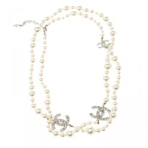 مملوكة مسبقًا Chanel CC Crystal Faux Pearl Long Necklace