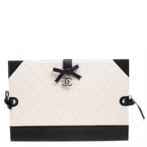 Pre Owned Chanel Off White/Black Quilted Leather Small Drawing Portfolio Bag