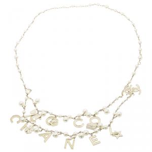 مملوكة مسبقًا Chanel CC Coco Chanel Enamel Charms Faux Pearl Gold Tone Necklace / Belt
