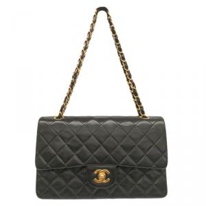 مملوكة مسبقًا Chanel Black Quilted Lambskin Medium Vintage Classic Double Flap Bag
