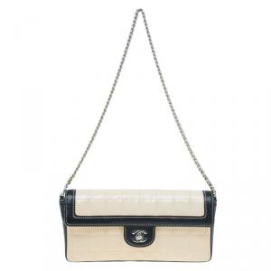 Pre Owned Chanel Beige / Black Patent Leather East West Flap Bag