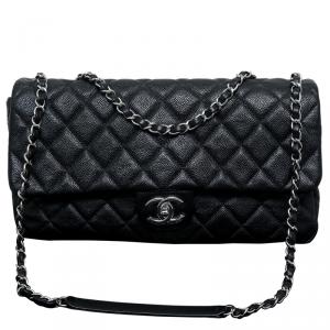 Pre Owned حقيبة شانيل كلاسيك بقلاب جلد كافيار أسود مبطن لامع متوسطة