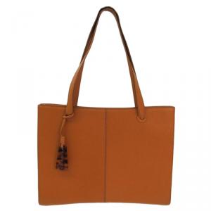 مملوكة مسبقًا Chanel Tan Calfskin Tote