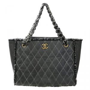 مملوكة مسبقًا Chanel Grey Quilted Leather/Tweed Shopper Tote
