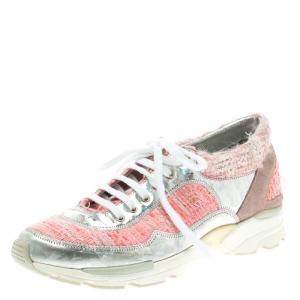 Pre Owned حذاء رياضي شانيل تويد وردي وجلد هولوغرافي برباط مقاس 37