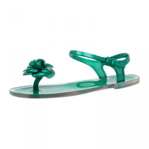 Pre Owned صندل شانيل أخضر مورد مقاس 38