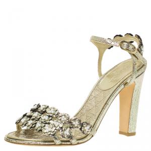 Pre Owned صندل شانيل زهرة لؤلؤ جلد ميتاليك ذهبي مقاس 37.5