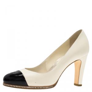 Pre Owned Chanel Black & White Patent CC Embellished Cap Toe Pumps  Size 38