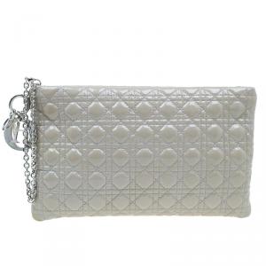 مملوكة مسبقًا Dior Beige Cannage Quilted Patent Leather Large Clutch Bag