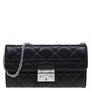 مملوكة مسبقًا Dior Black Quilted Cannage Leather New Lock Wallet